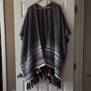 NWT! Loft cocoon open front wrap.